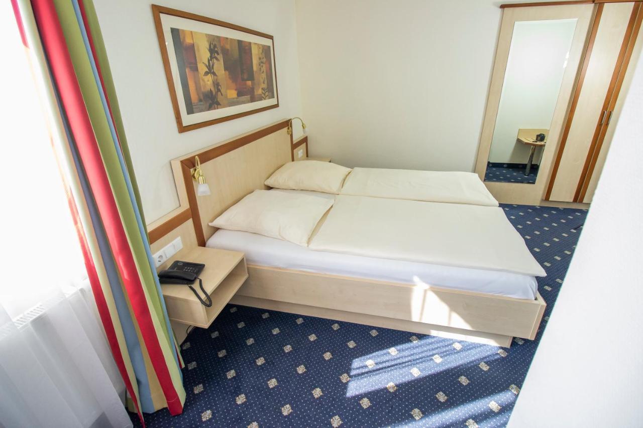 Hotel Heldt Бремен Экстерьер фото